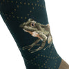 The happy frog, a warm pair of highquality, dark green bamboo socks for men. Featuring gorgeous artwork by Hannah Dale, of a happy frog, stitched into the soft fabric. A perfect gift for animal lovers. Wrendale Designs