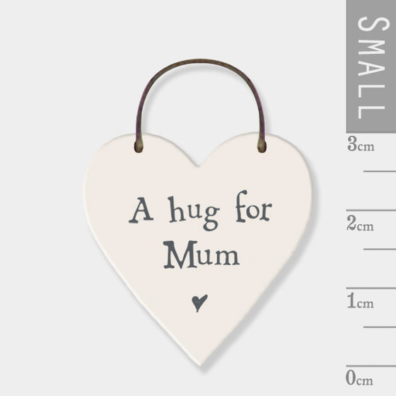 Gifts for women UK, Funny Greeting Cards, Wrendale Designs Stockist, Berni Parker Designs Gifts Greeting Cards, Engagement Wedding Anniversary Cards, Gift Shop Shrewsbury, Visit Shrewsbury Small Wood Gift Tag A Hug for Mum 3