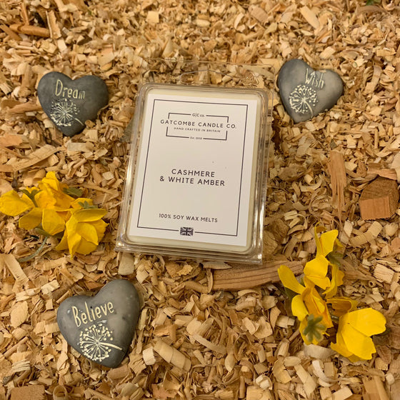 Gifts for women UK, Funny Greeting Cards, Wrendale Designs Stockist, Berni Parker Designs Gifts Greeting Cards, Engagement Wedding Anniversary Cards, Gift Shop Shrewsbury, Visit Shrewsbury Luxury Home Scents Made in Shropshire Soy Wax Melts Cashmere White Amber