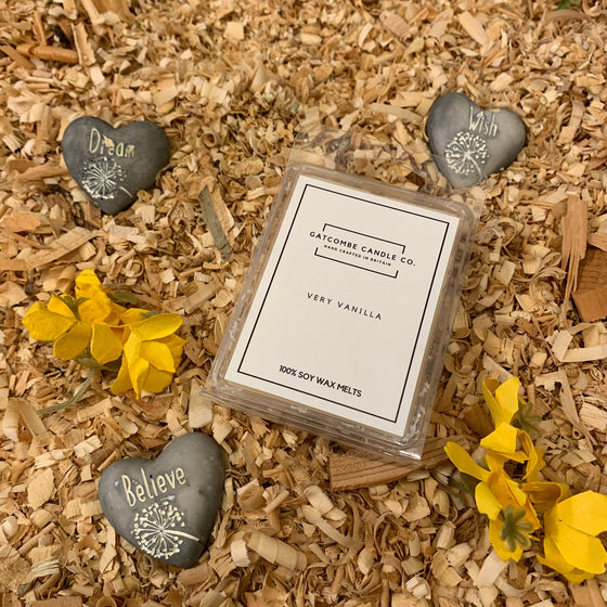 Gifts for women UK, Funny Greeting Cards, Wrendale Designs Stockist, Berni Parker Designs Gifts Greeting Cards, Engagement Wedding Anniversary Cards, Gift Shop Shrewsbury, Visit Shrewsbury Luxury Home Scents Made in Shropshire Soy Wax Melts Very Vanilla